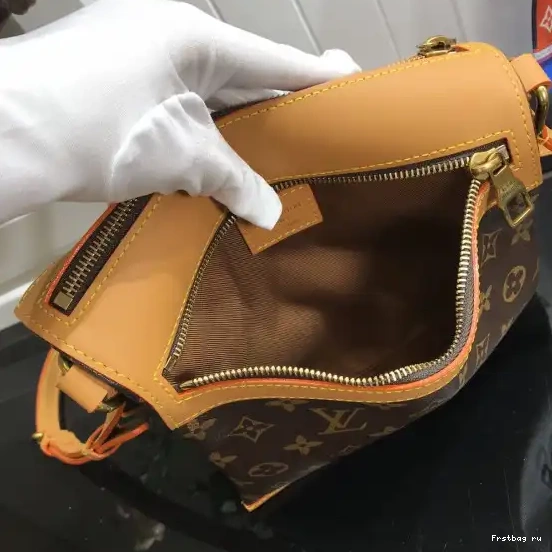 Frstbag ru VUITTON SLANTING LOUIS 0605